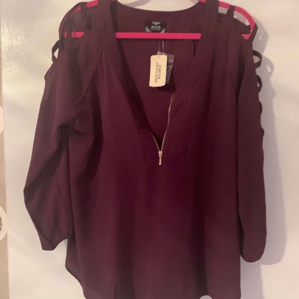 Caged sleeve blouse
